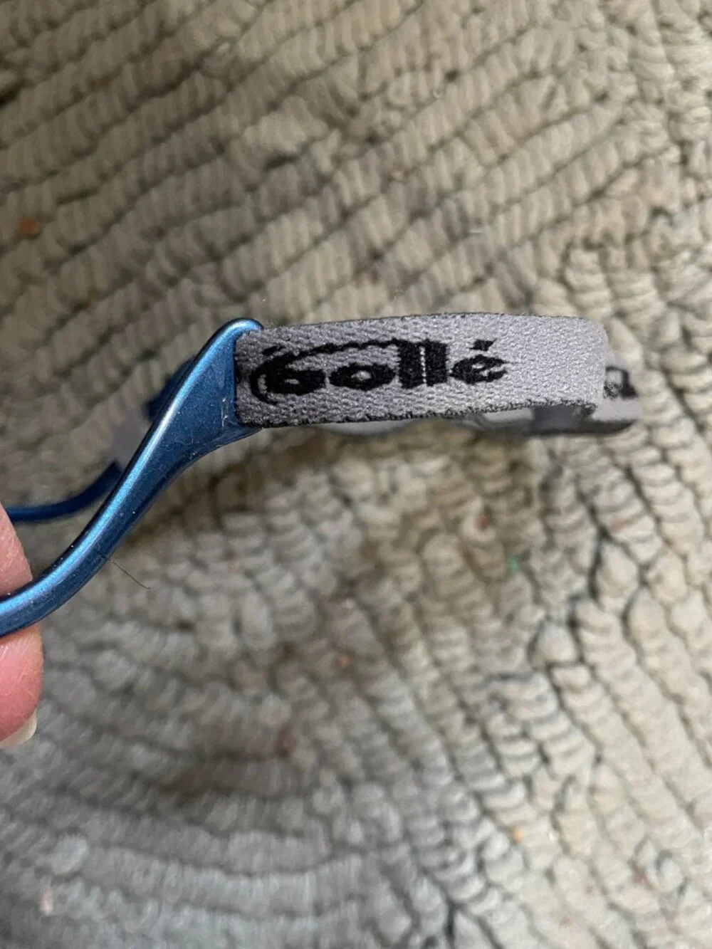 BOLLE Kids Sunglasses Blue with stretch band from France